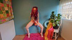 Bikini Model Poop7896980798070s During Photo Shoot 00002