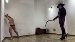 Latin Beauties In High Heels - BootsQueen - Fierce Bullwhipping In Full Leather - FullHD-1080p 00002