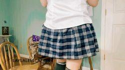 Schoolgirl Poo67567657657ps for Teacher! 00000
